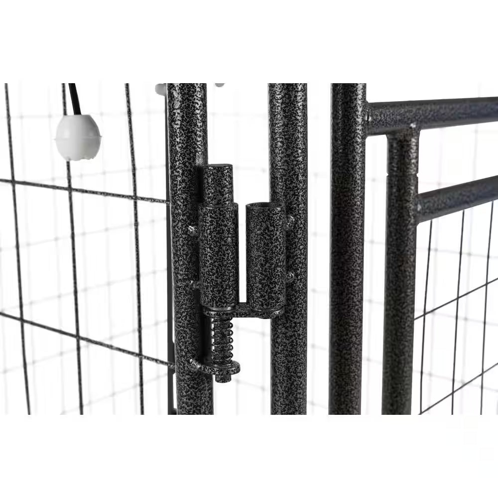 Deluxe Outdoor Dog Kennel with Cover, Medium